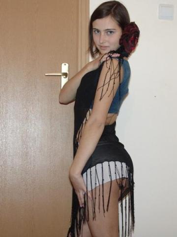 Лена Юная Массажистка фото 2